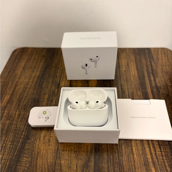Apple Other - Airpod Pro Generation 3 ANC USB C